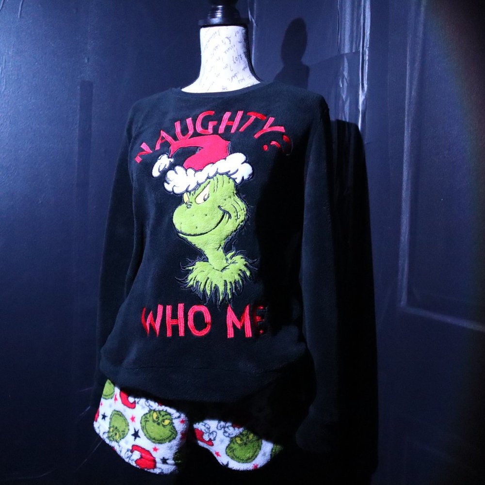 Two Piece Dr. Seuss The Grinch Christmas Sleepwear